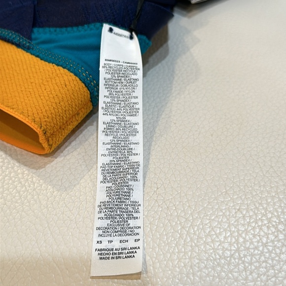 Nike PRO INDY MINIMAL DESIGN LIGHTWEIGHT With DRI-FIT Technology Sports Bar - Picture 7 of 10